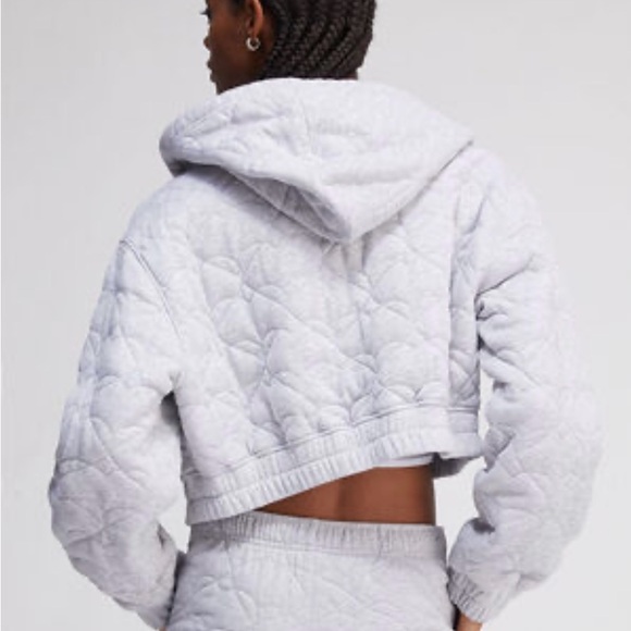 Grey pacsun bubble cropped hoodie in medium for an oversized look 😌 - Picture 4 of 4